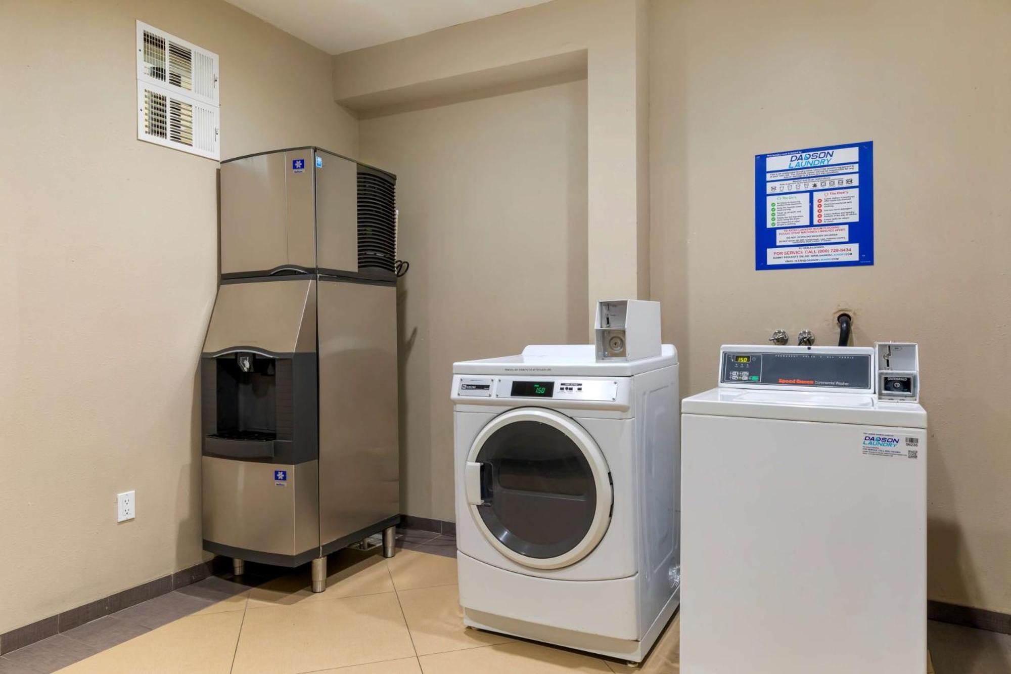 Best Western Plus Wasco Inn&Suites Esterno foto