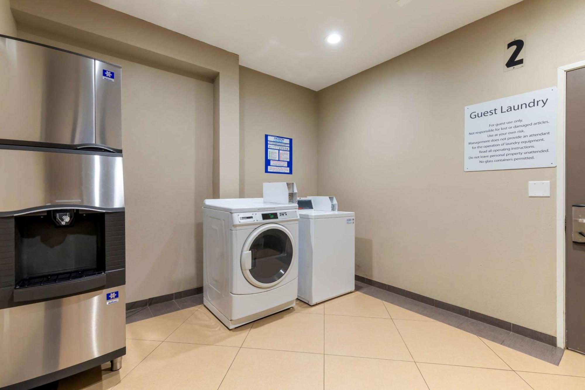 Best Western Plus Wasco Inn&Suites Esterno foto